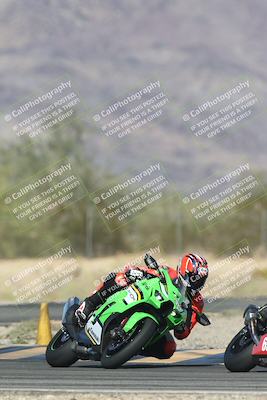 media/Oct-30-2025-Racers Edge (Thu) [[dabbdaf680]]/3-B Group/Session 5 (Turn 6)/